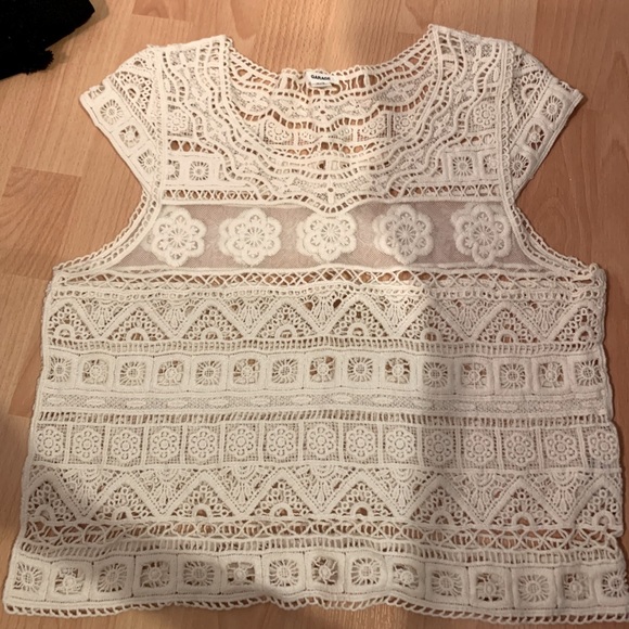 Lace top - Picture 1 of 2